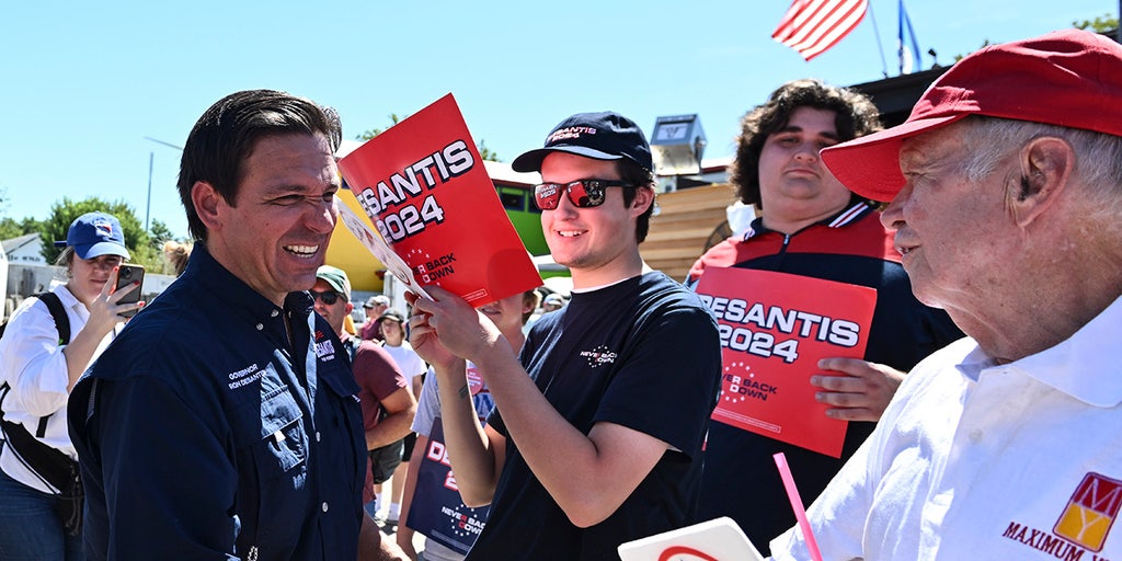 DeSantis campaign boasts endorsements, latest poll numbers as signs of momentum in Iowa - Vimarsana News