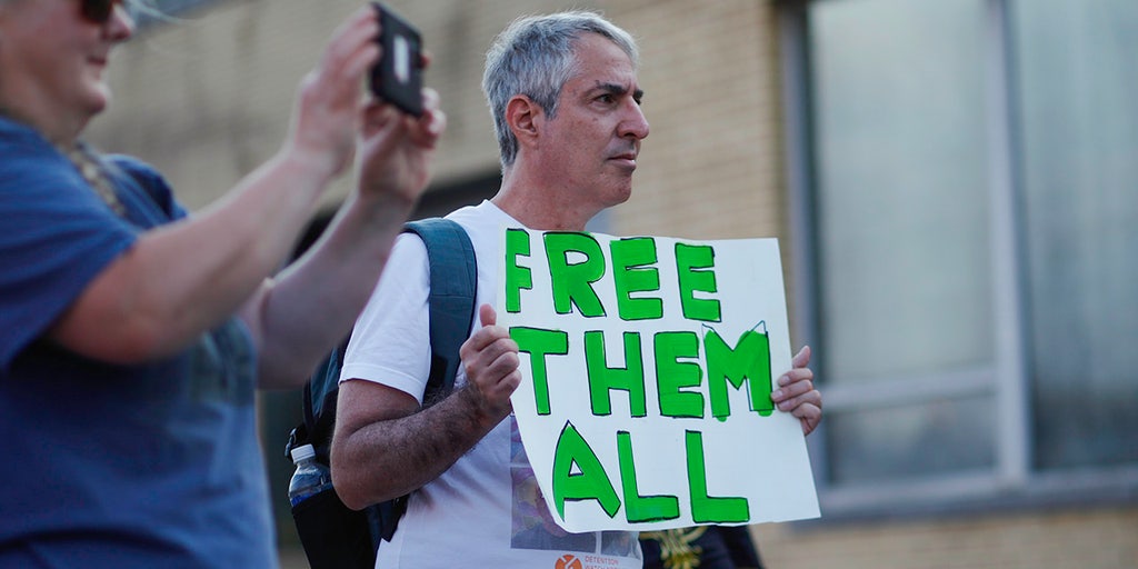 Judge blocks New Jersey 'sanctuary' law banning ICE migrant detention in win for contractor, Biden admin - Vimarsana News