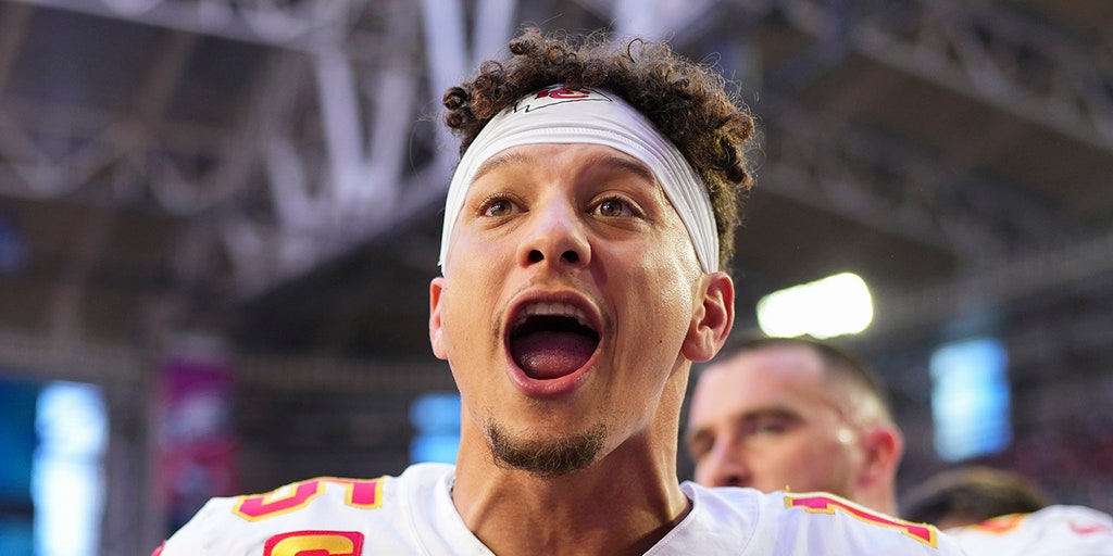 Calm, confident QB Patrick Mahomes delivers again for Chiefs in clutch