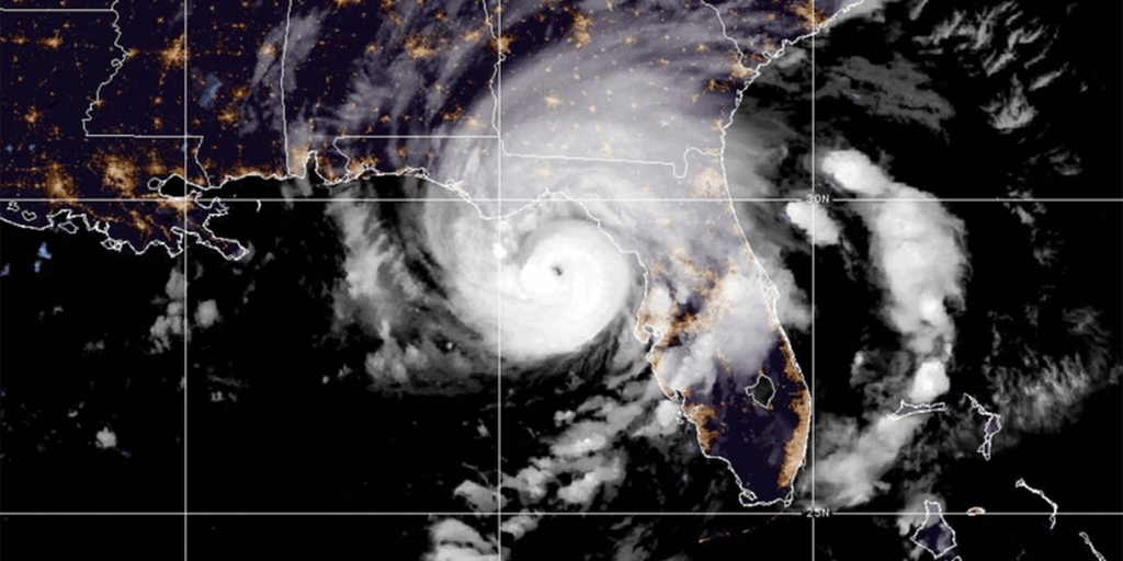 Category 4 Idalia threatens Florida, mom wins huge payout for school's actions and more top headlines - Vimarsana News