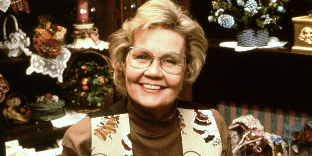 Carol Duvall, HGTV original star, dead at 97 - Vimarsana News