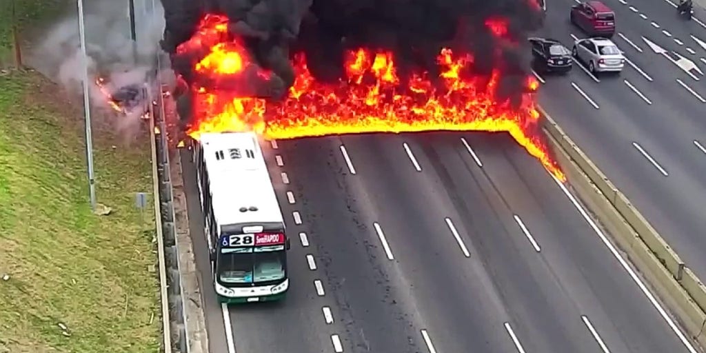 Passengers on Argentina bus run for their lives after public bus becomes engulfed in flames - Vimarsana News