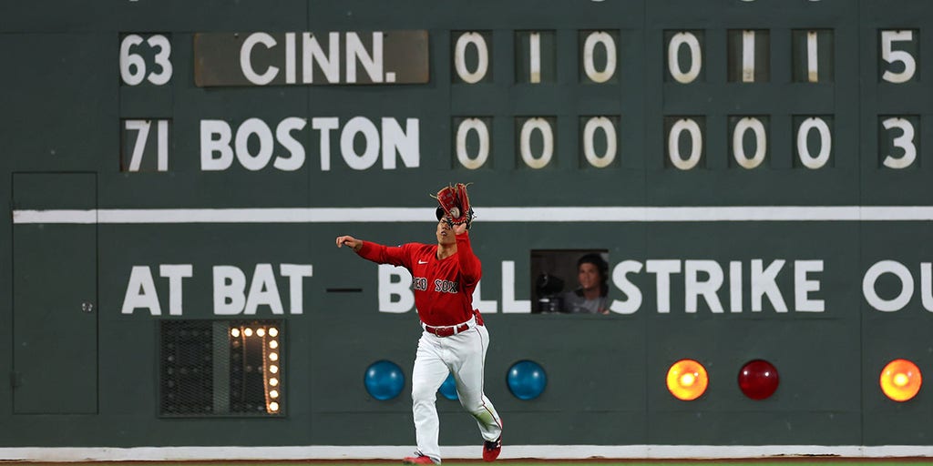 Red Sox highlights: Line drive disappears after getting stuck in Green  Monster scoreboard - DraftKings Network