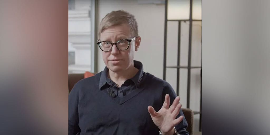'Marxist lesbian' library group president denounced 'angry, White mob parents', in push for 'queerness' - Vimarsana News
