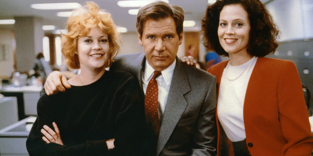 Harrison Ford, Melanie Griffith and Sigourney Weaver celebrate 35th anniversary of 'Working Girl' - Vimarsana News