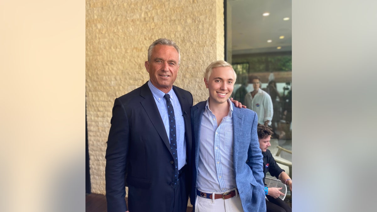 Link Lauren and Robert F. Kennedy, Jr. pose for a photo