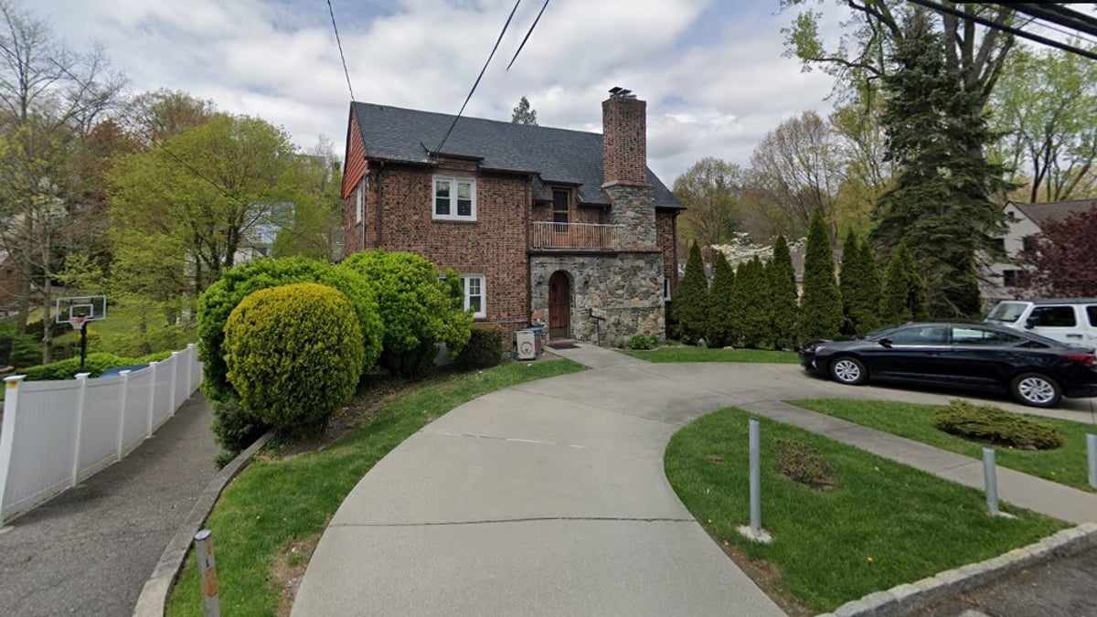 347 Scarsdale Road yonkers