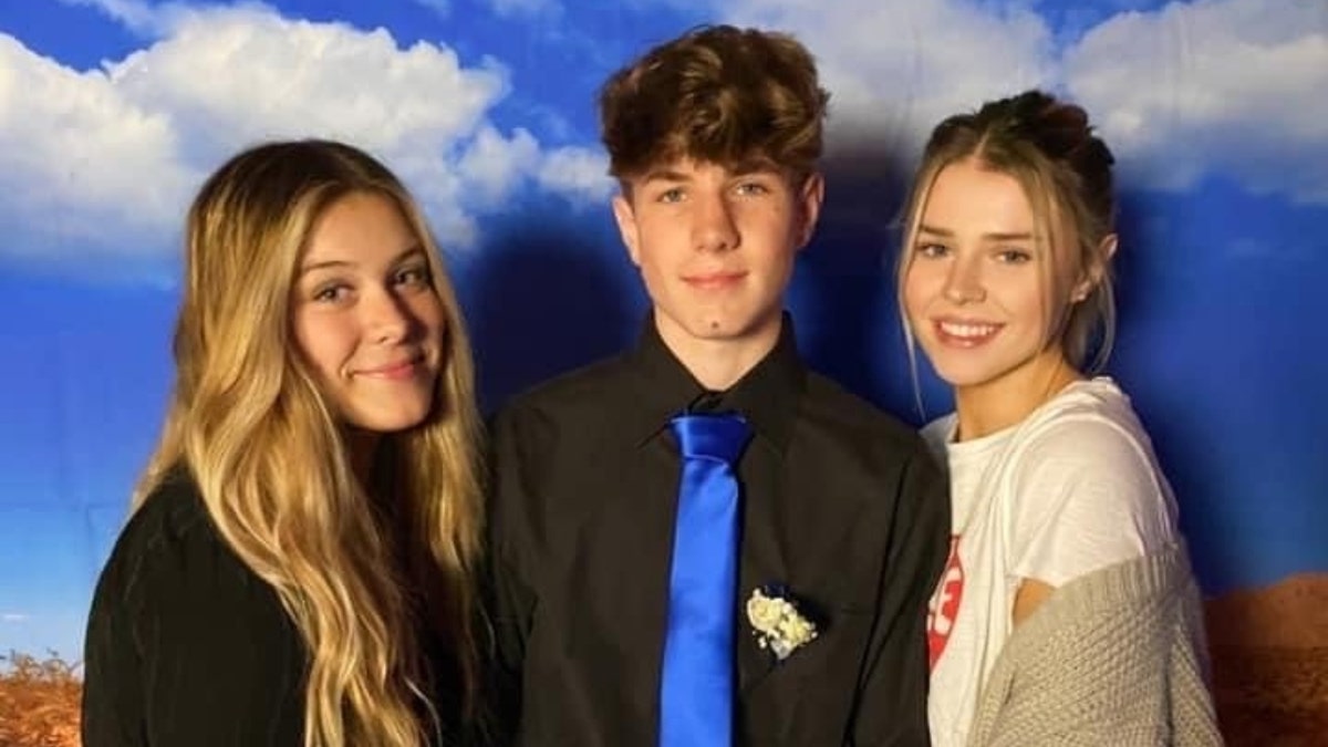 Kamryn, Christopher and Lindy Simmons pictured together