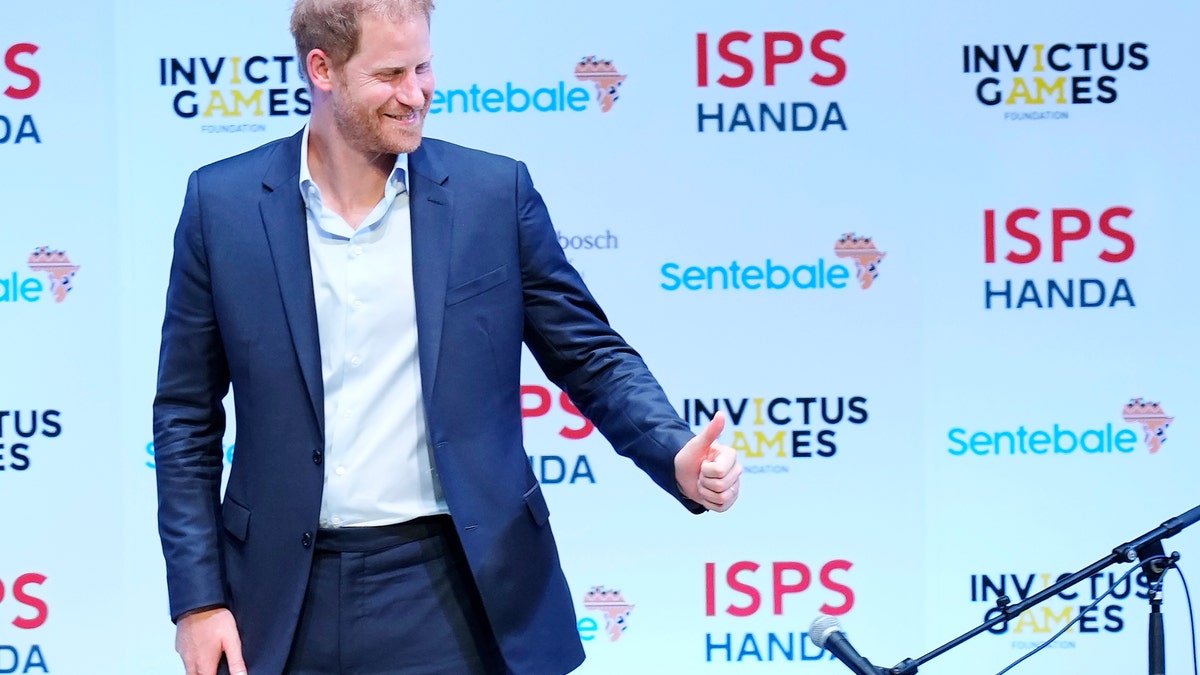 Pangeran Harry tampil di konferensi olahraga di Jepang