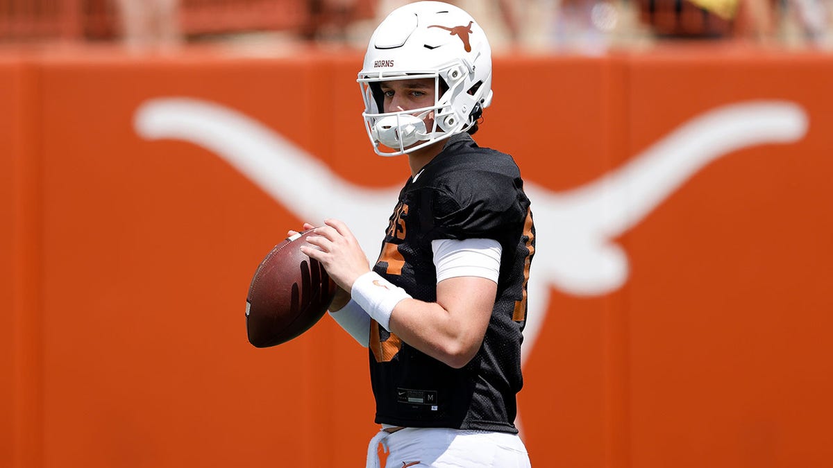 Texas longhorns football sales store