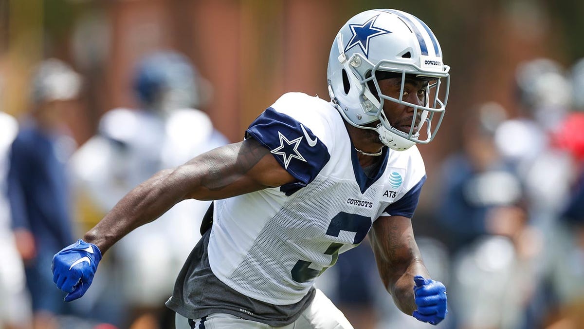 Cowboys' Brandin Cooks Flies Teammates Over Seattle, Seeks To Do ...