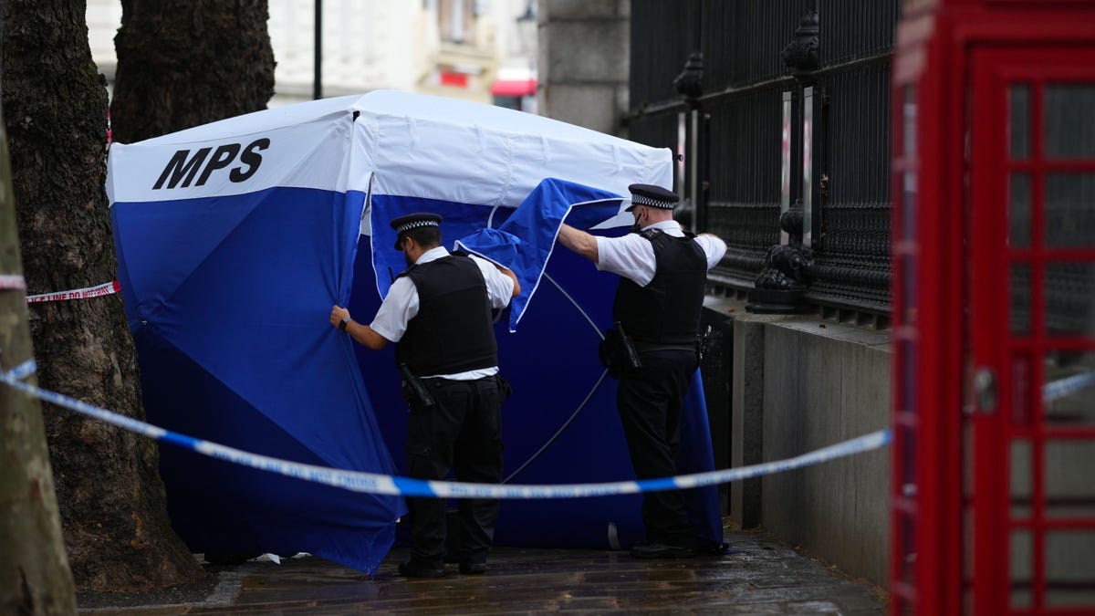 Police investigate stabbing outside British Museum