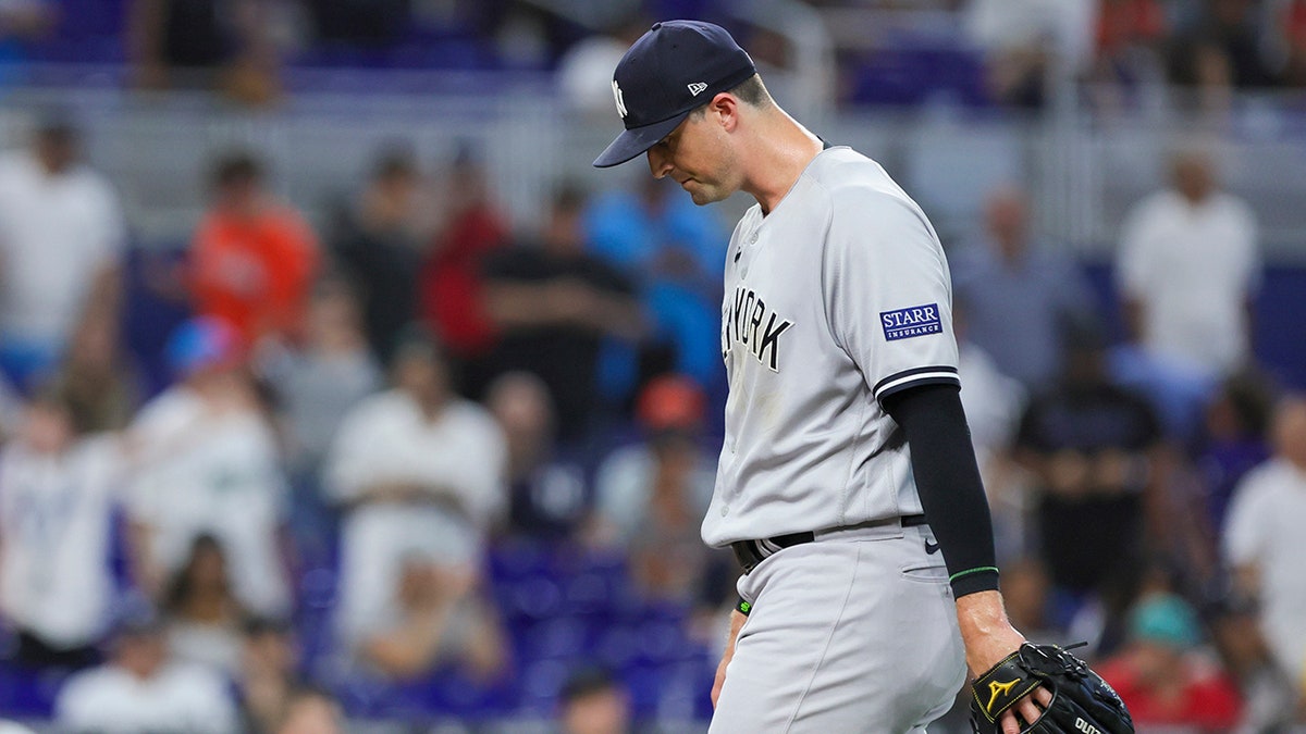 Yankees implode against Marlins, blow 4-run lead as season