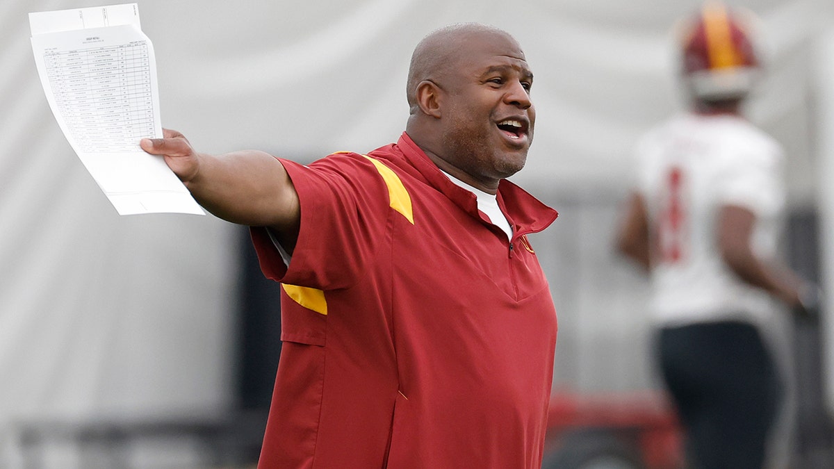 Eric Bieniemy Will Become UCLA Offensive Coordinator: Reports | Fox News