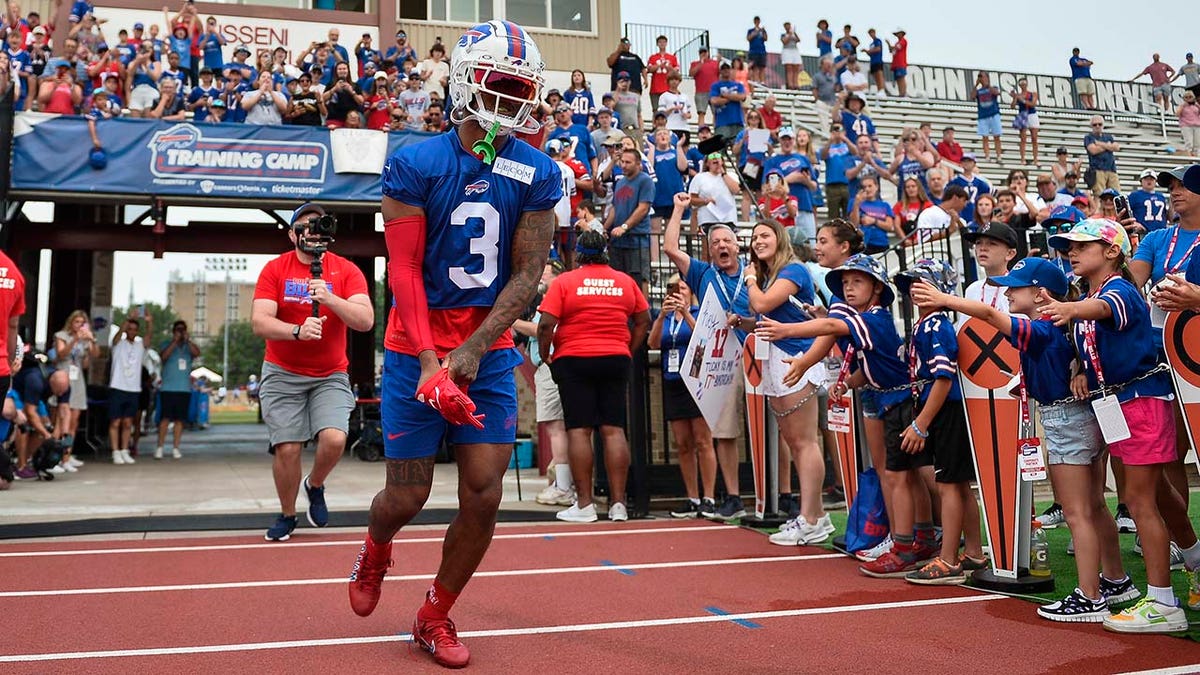 Damar Hamlin runs to the practice field