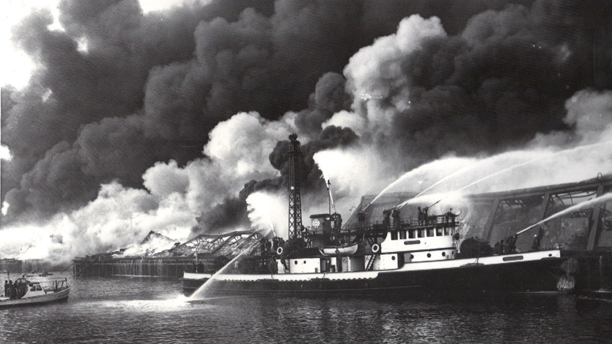 FDNY fireboat 1956