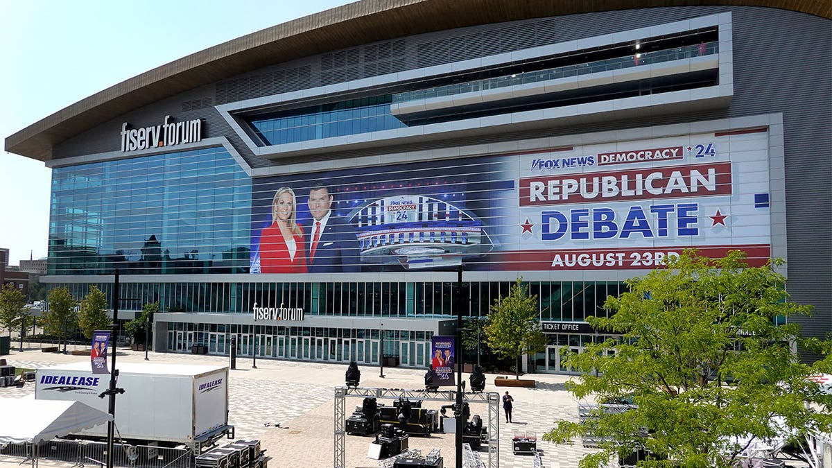 Exterior of Fisery Forum with Fox News Republican Debate signage
