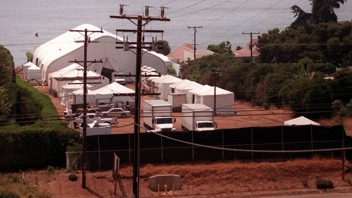 Jennifer Aniston and Brad Pitt's wedding tents