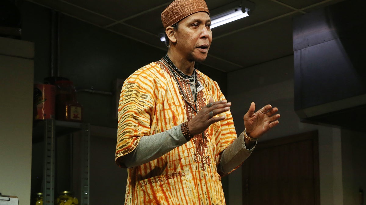 ron cephas jones performing on broadway