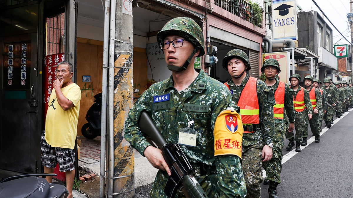 Taiwan military drills