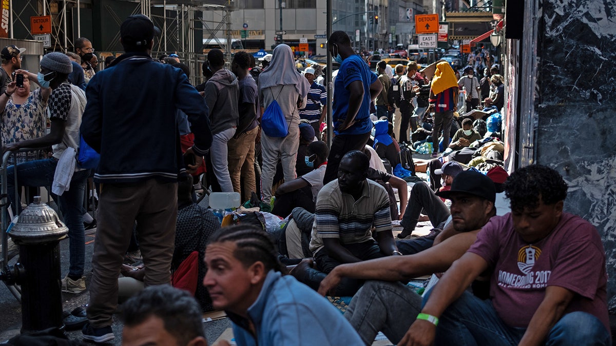 Migrants flood NYC 