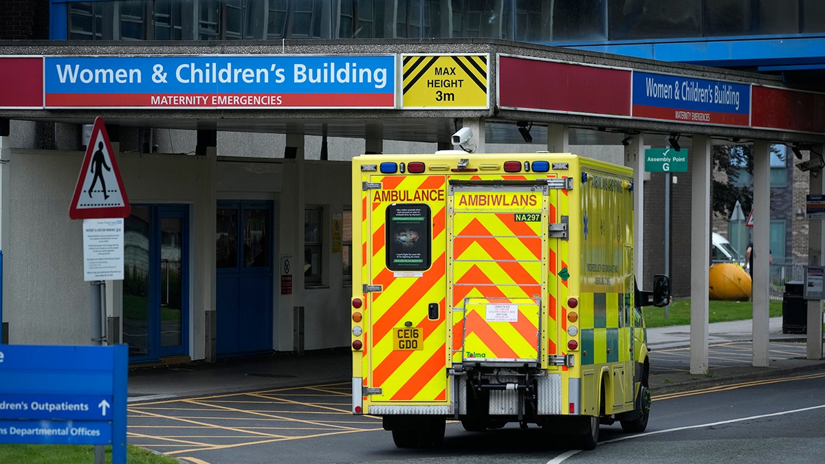 Hospital, ambulance