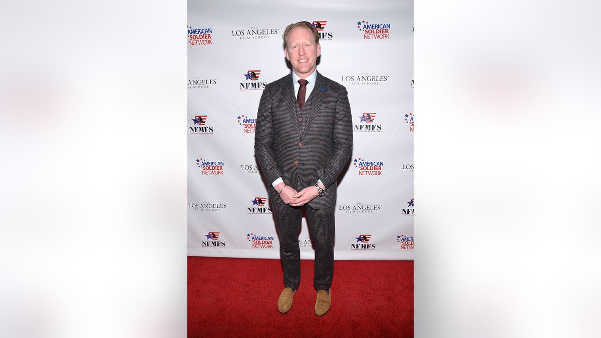 Robert ONeill on red carpet