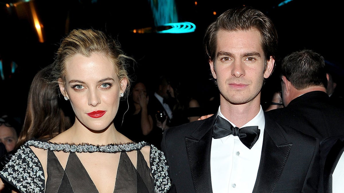 Riley Keough with Andrew Garfield