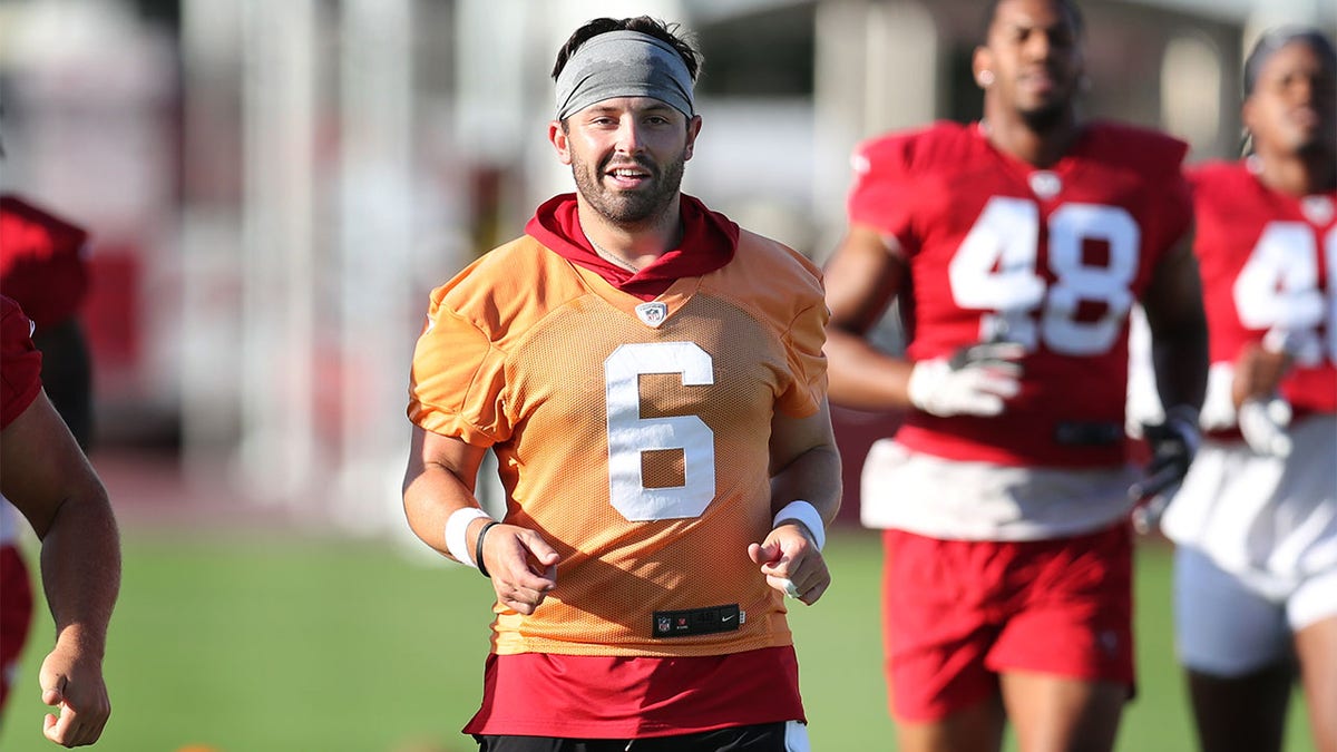 Baker Mayfield at training camp