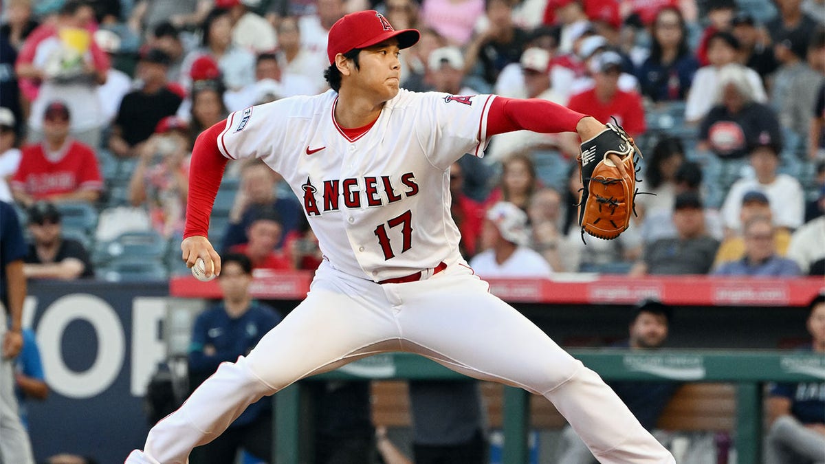 Shohei Ohtani pitches against the Seattle Mariners