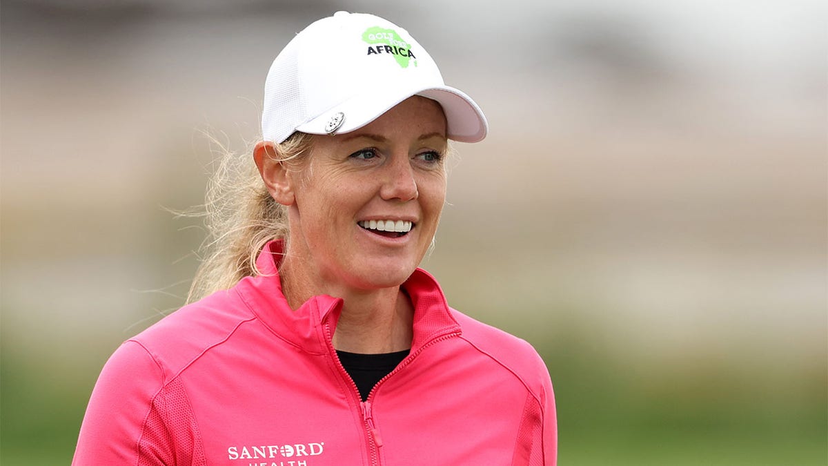 Amy Olson plays the 18th at Pebble Beach