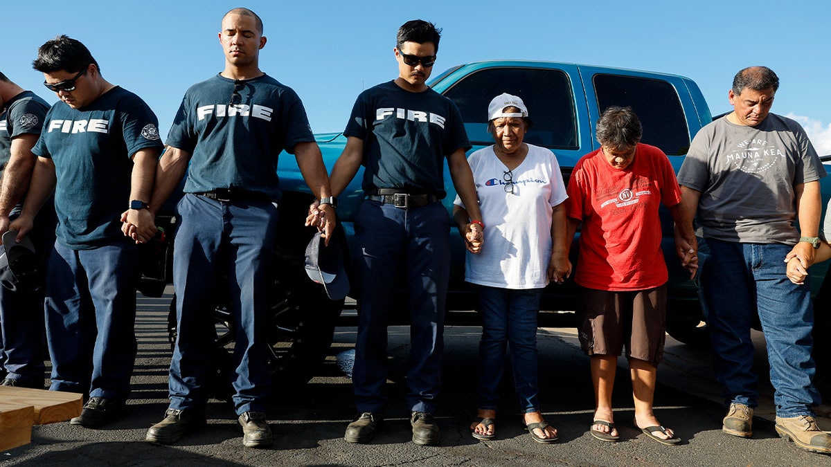Hawaii federal firefighters