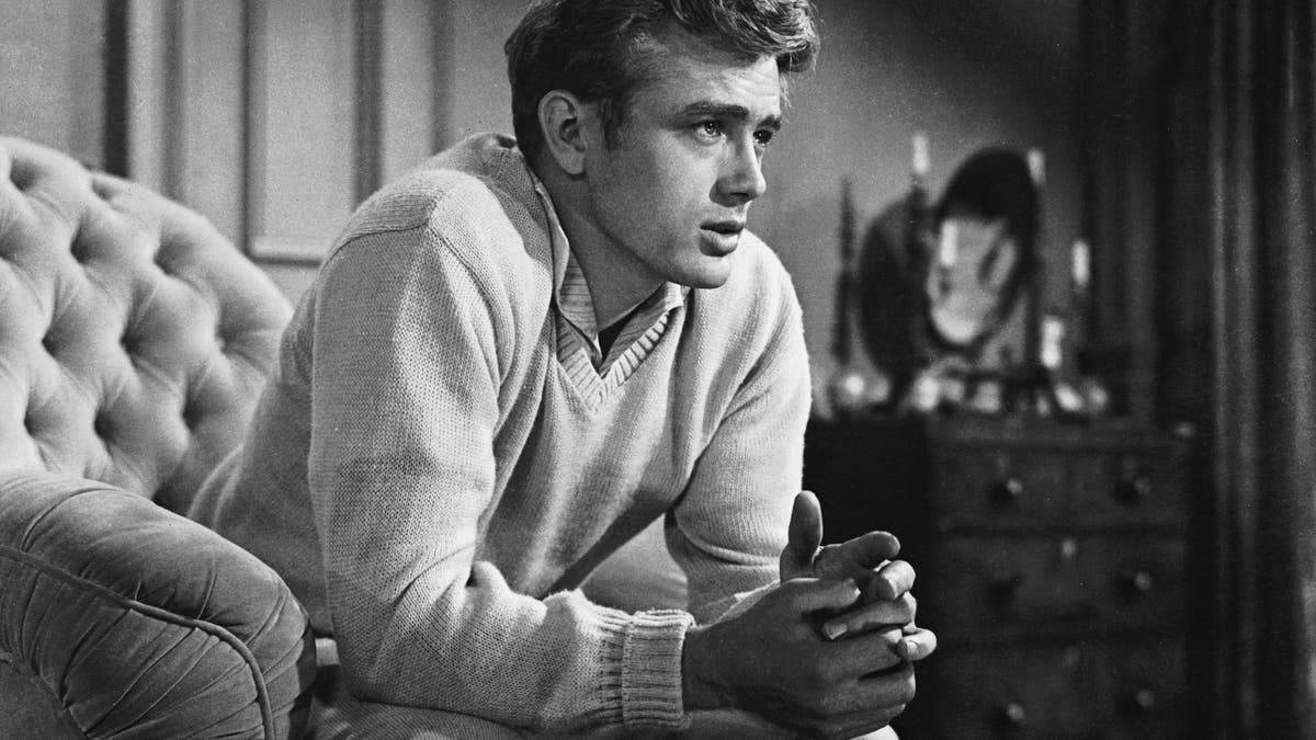 James Dean black and white photo