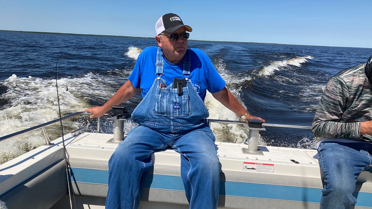 Jim Denney loses wallet while fishing