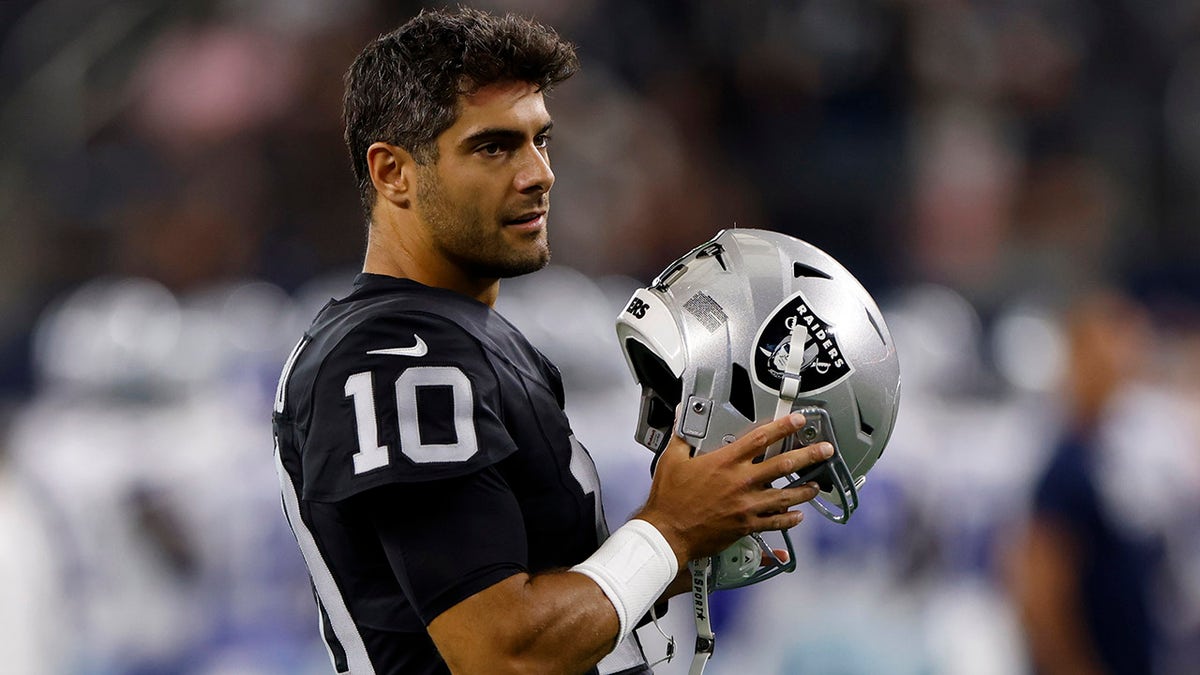 Raiders' Jimmy Garoppolo Says Tom Brady's 'competitive Spirit' Still ...