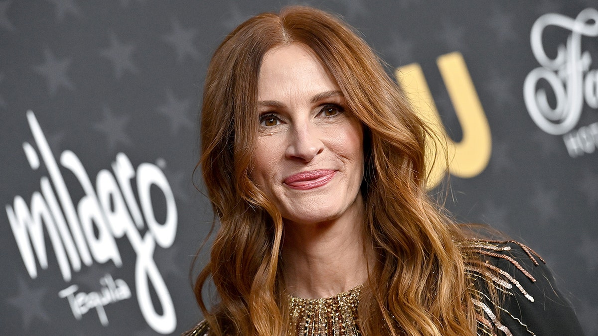 close up of Julia Roberts on the red carpet