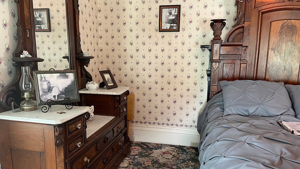 Lizzie Borden bedroom