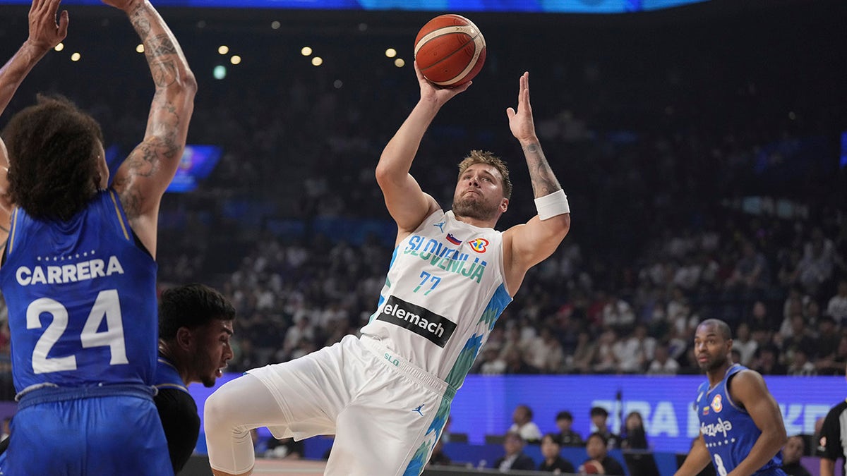 Luka Doncic fades away