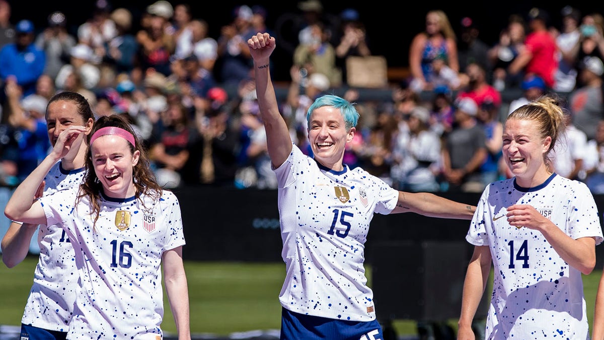 Megan Rapinoe and teammates in San Jose, California