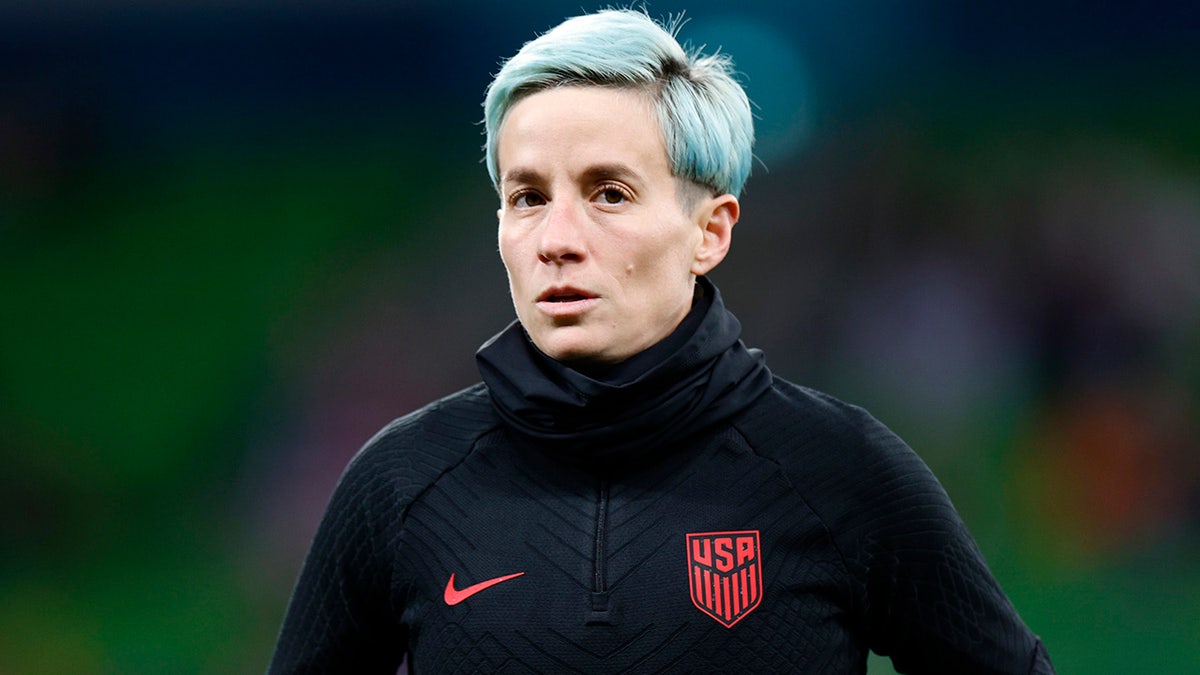 Megan Rapinoe warms up