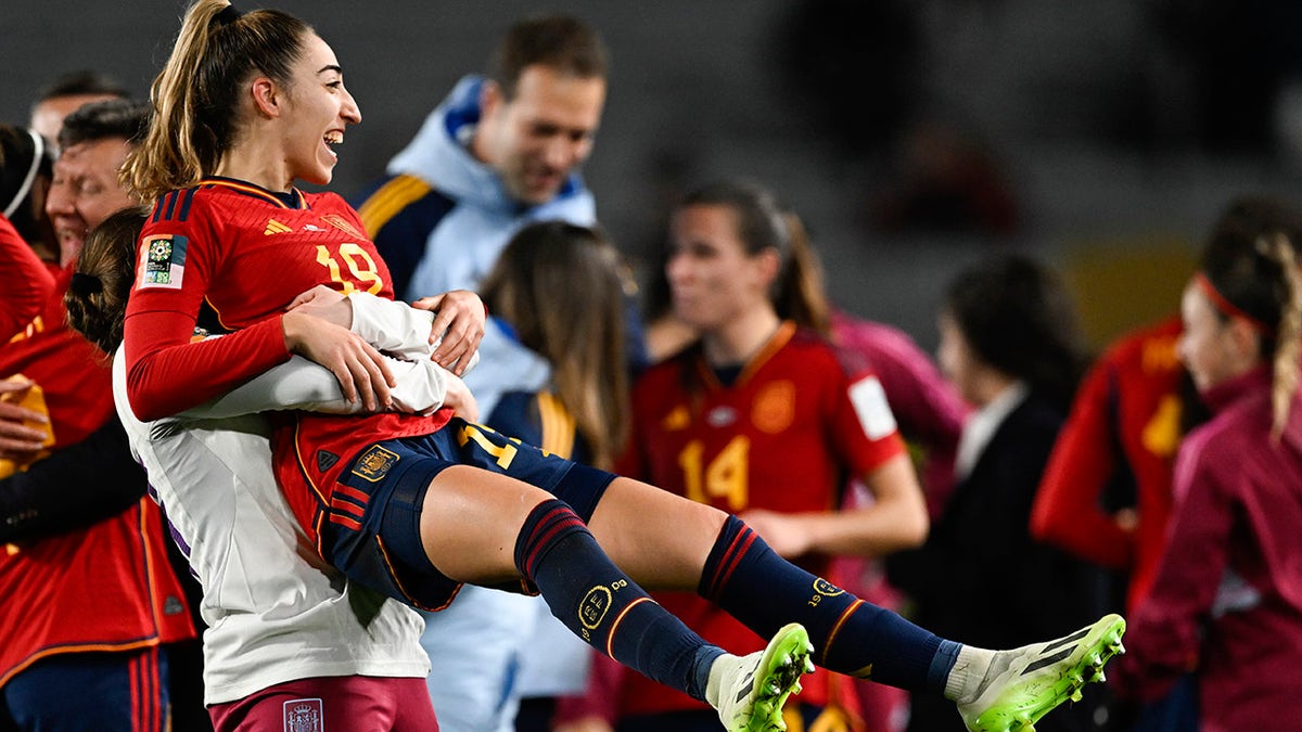 Olga Carmona celebrates