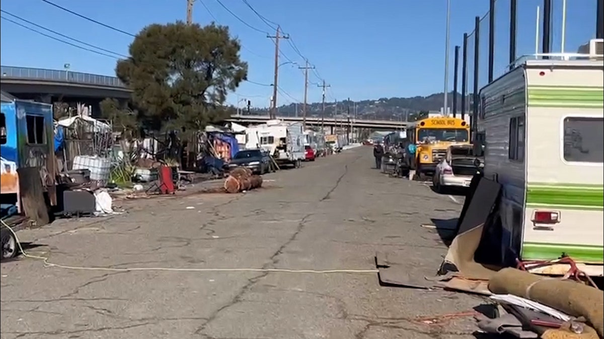 RVs line the streets of Oakland