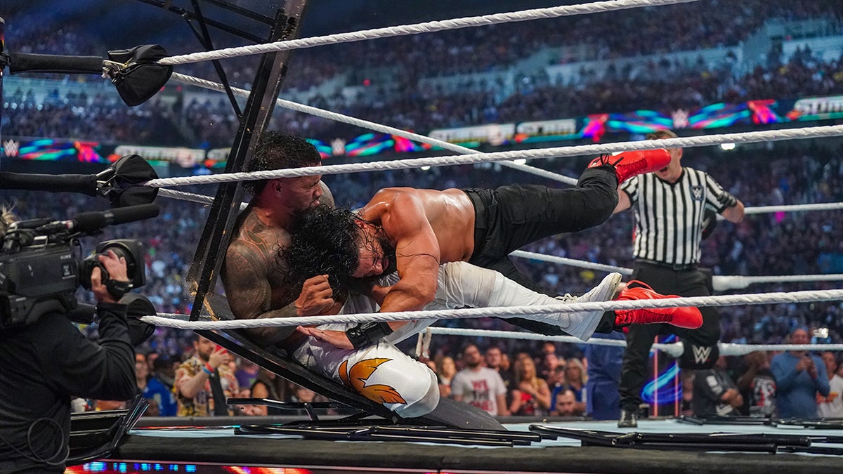 Roman Reigns spears Jey Uso