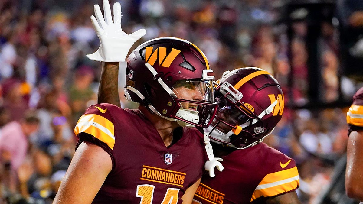 Sam Howell celebrates a TD