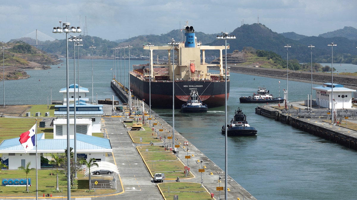 Monrovia NSU CHALLENGER bulk carrier