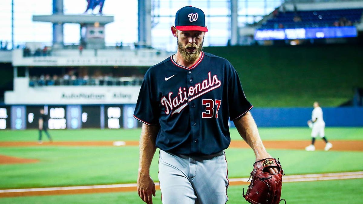 Stephen Strasburg walks off the mound