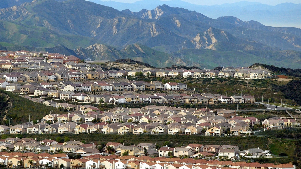 Stevenson Ranch housing developments