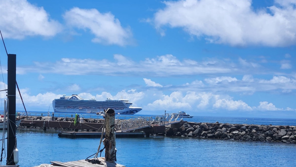 lahaina cruise ship