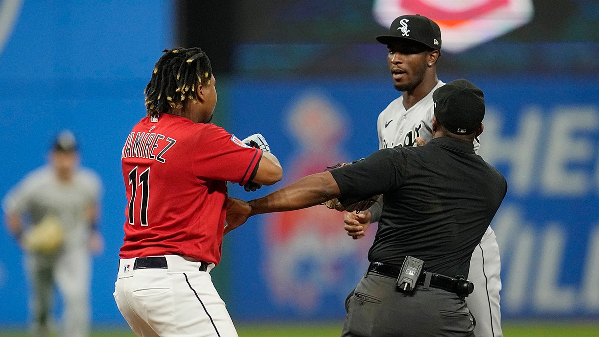 Tim Anderson stares down Jose Ramirez