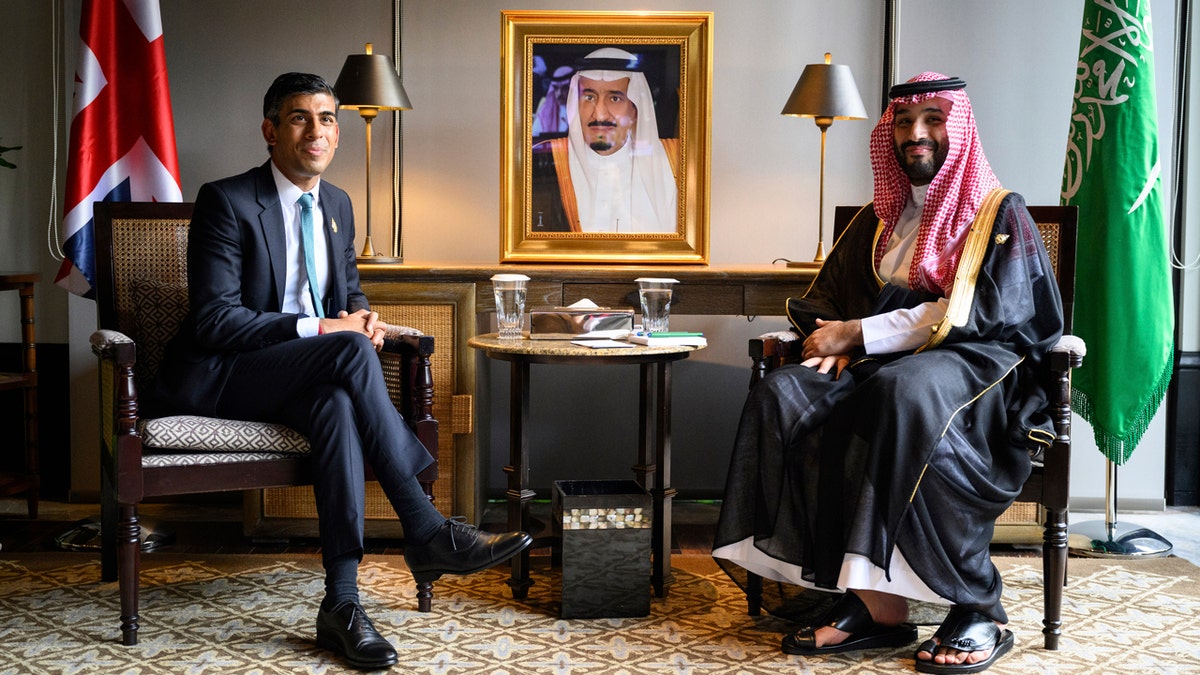 UK prime minister plans meeting with Saudi crown prince amid trade